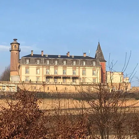 アパート Theguthplace